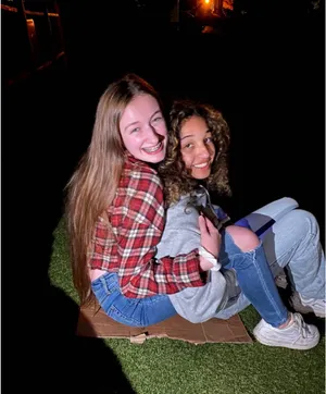 Arizona Cropped red plaid flannel thumbnail 3