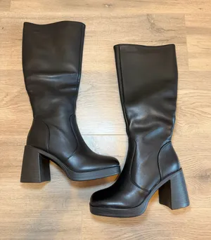 Platform Boots Black Size 8 thumbnail 1