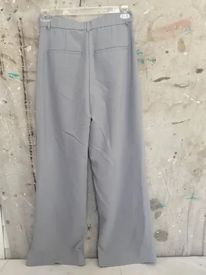 Abercrombie & Fitch Sloane Tailored Wide Leg Pleated Pants in Gray thumbnail 5