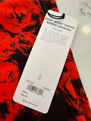 ALO Yoga Red & Black Floral High-Rise Leggings thumbnail 3