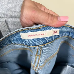 Levi's Wedgie Straight High Rise Women's Denim Jeans Blue Size 26 raw hem EUC thumbnail 6