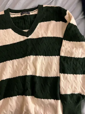 Brandy Melville Sweater Knit thumbnail 4