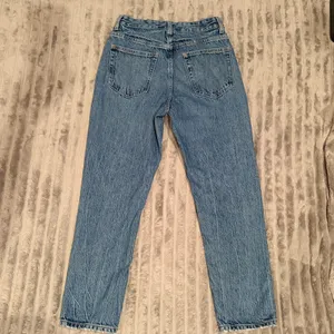 Zara High Rise Straight Leg Jeans Medium Wash Blue Denim Women Size‎ 29 thumbnail 3