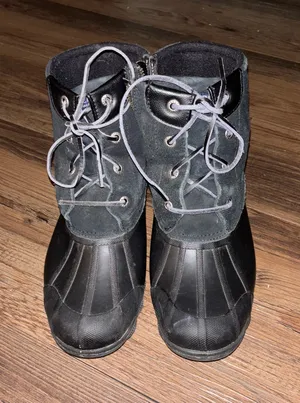 Women’s sperry duck boots  thumbnail 1