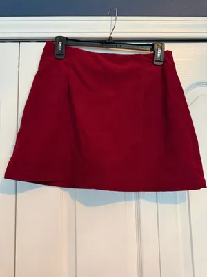 HALARA High Waisted 2in1 A Line Corduroy Casual Skort in Pomegranate thumbnail 4