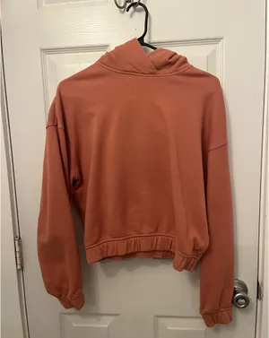 Pink Lululemon Hoodie thumbnail 1