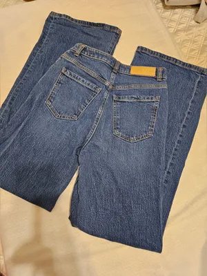Pink Vs Jeans thumbnail 2
