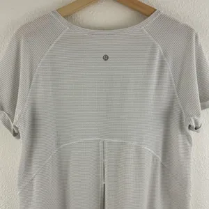 Lululemon Womens White Open Up Tie Back Flowy Athletic Workout Short Sleeve Tee thumbnail 10