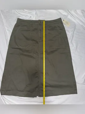 St. John's Bay Women's Size 12 Olive Green Utility Midi Skirt with Pockets NWT thumbnail 7