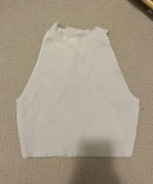 Aritzia Cropped Top thumbnail 1