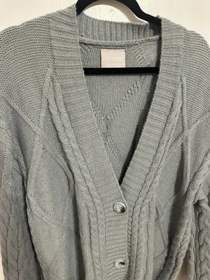 Cardigan thumbnail 1