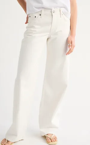 Abercrombie Low-Rise Jeans thumbnail 1