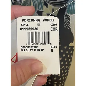 Adrianna Papell Faux Wrap 100% Silk Blouse Size 6‎ Floral Flutter Sleeve Career thumbnail 8
