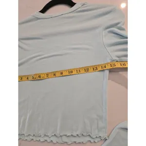 ​Forever 21 Small Mint Green Baby Girl Heart Graphic Crop Top Long Sleeve thumbnail 6