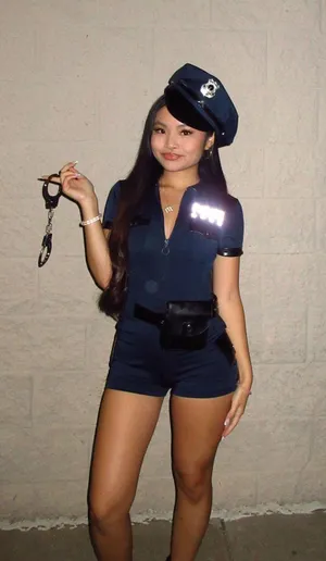Spirit Halloween Police Halloween Costume thumbnail 1