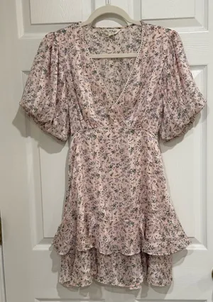 Miss Selfridge Pink Floral‎ Puff-Sleeve Tiered Mini Dress thumbnail 1