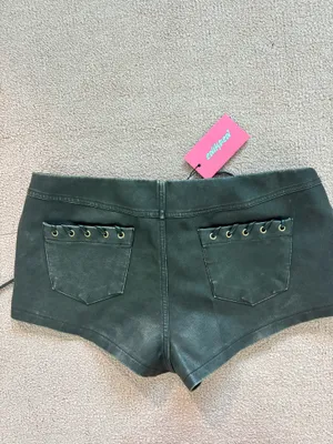 edikted mini shorts thumbnail 2