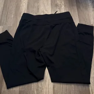 Yogalicious Lux Avenue Black Joggers thumbnail 2