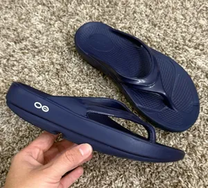 OOFOS Oolala Navy Blue Women’s 5 Flip Flop Sandals thumbnail 1