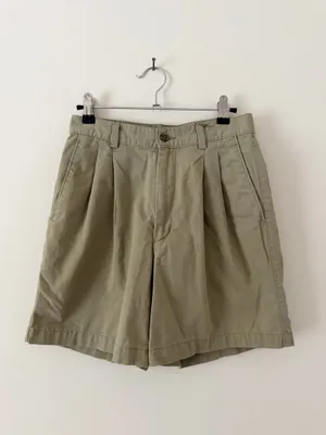 L.L. Bean Green High Waisted Pleated Chino Shorts thumbnail 2