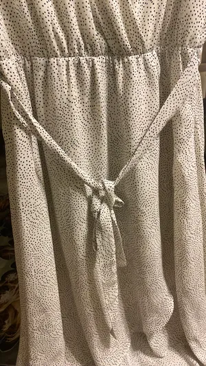 White and Black maxi dress thumbnail 7