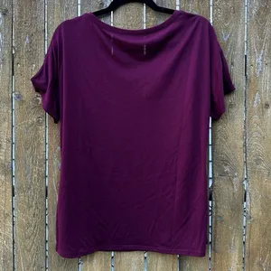 Broadway Oklahoma! Musical Graphic T-Shirt Women’s M Burgundy V-Neck Theater Tee thumbnail 6