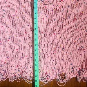 Wild Honey Pink Confetti Distressed Sweater Size: M thumbnail 8