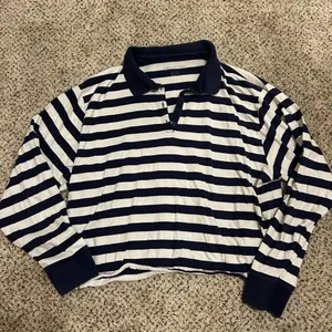 American Eagle Outfitters Blue and White Button Down Shirt thumbnail 1