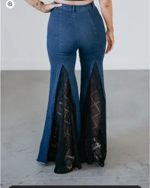 Boutique Wisteria Lane flare Jeans thumbnail 11