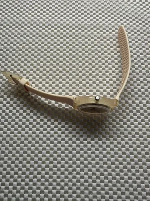 Swatch Watch Rose Rebel SUOT700 Classic 2010 thumbnail 4
