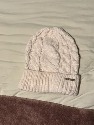 Michael Kors hat and scarf set thumbnail 6