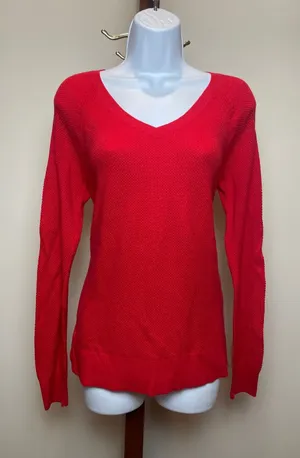 GAP Sweater Size S Red Waffle Knit V Neck Long Sleeve Cotton Blend NWT thumbnail 1
