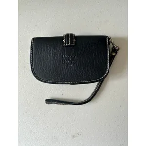 VGT Dooney & Bourke Pebble Leather Snap Closure Saddle Style Buckle Wristlet thumbnail 2