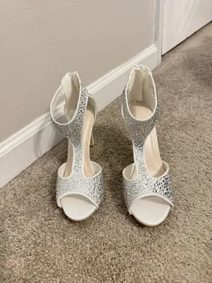 David's Bridal Crystal-Detailed Peep-Toe Shooties STYLE# NELIA 8.5 thumbnail 4