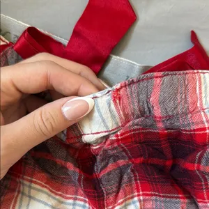 Abercrombie & Fitch Red Plaid Women Boxer Shorts thumbnail 4