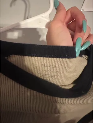 Brandy Melville Long Sleeve Top thumbnail 3
