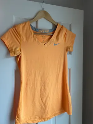 Vintage Nike Pro top thumbnail 1