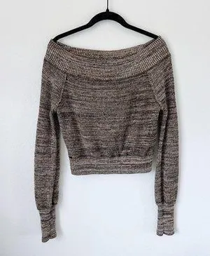 Sweater thumbnail 1