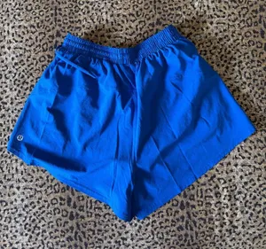 Lululemon court rival high rise short  thumbnail 1