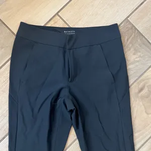 Athleta Women's Black Flared Pants / W8 thumbnail 3