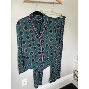 Room Service Women’s Pajama Sleep Set Green Pink Size XL X-Large NWOT thumbnail 2