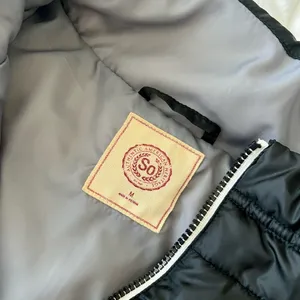 Authentic American Heritage Black Puffer Vest with Gray Interior thumbnail 4