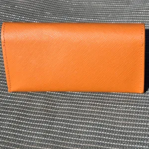 NEW Tory Burch Sunglasses Case thumbnail 3