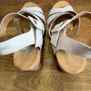 TOMS Ava Cork Sandals Women's 8 Strappy Block Heel 4" Buckle Beige thumbnail 10