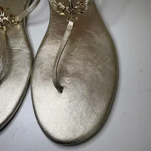 TORY BURCH Capri Strap Sandal Spark Gold Size 8 T-Strap Thong Metallic Logo thumbnail 6