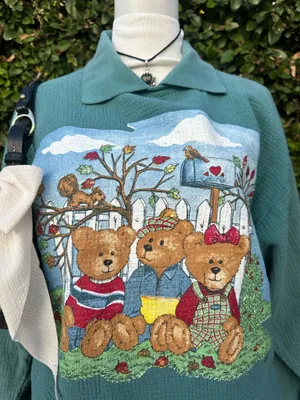 ✨Vintage bear sweater Multiple Size M thumbnail 2