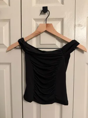 Urban Outfitters Black Off-The-Shoulder Top thumbnail 2
