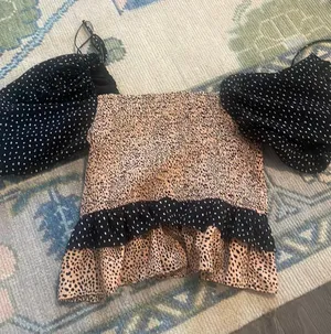 Puff Sleeves Top Brown Size L thumbnail 1