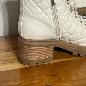 Sam & Libby‎ Women's Otis Quilted Heeled Ankle Boot In Soft Eggshell Size 9 thumbnail 3