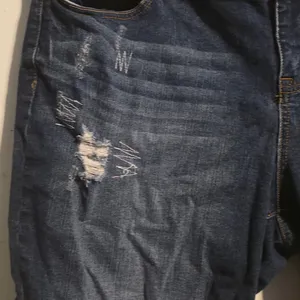 torrid Dark to Medium Wash Distressed Denim Bermuda Shorts thumbnail 10